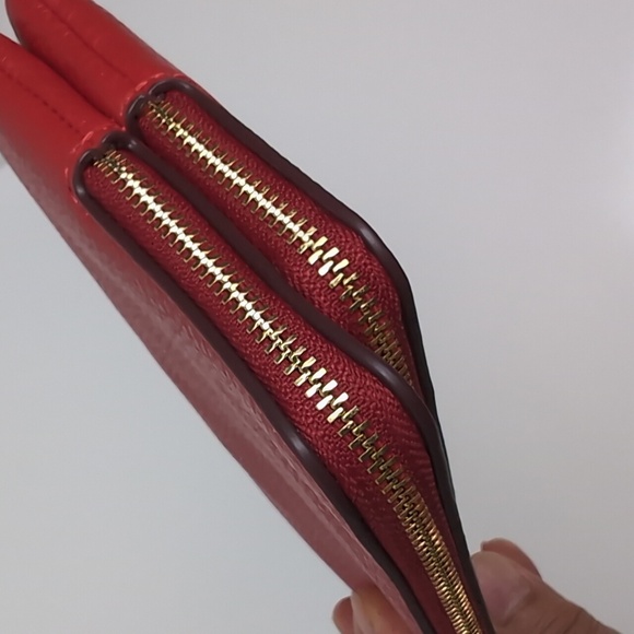 Coach C5610 Double Zip Leather Wallet Gold/Electric Red (Firm Price) - Picture 6 of 12